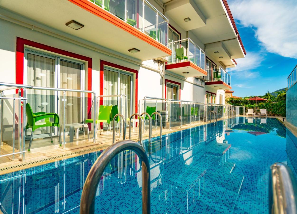 Sunshine Holiday Resort โอลลุนเดนิซ ภายนอก รูปภาพ