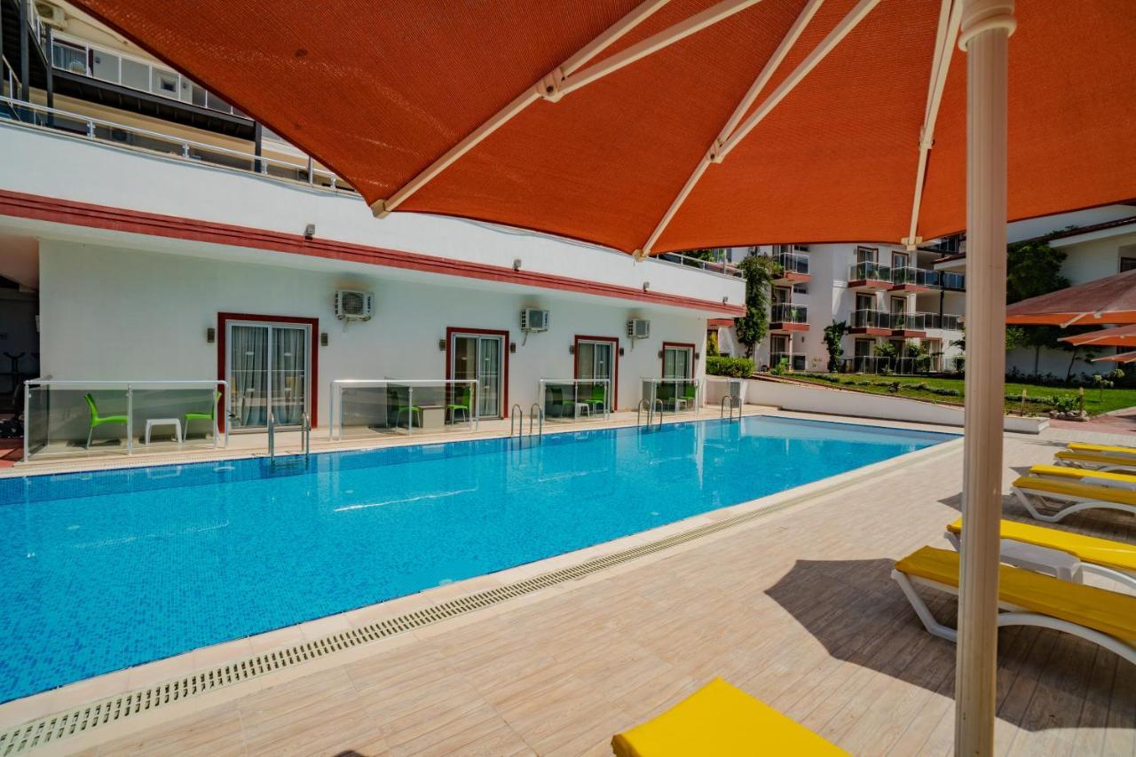 Sunshine Holiday Resort โอลลุนเดนิซ ภายนอก รูปภาพ