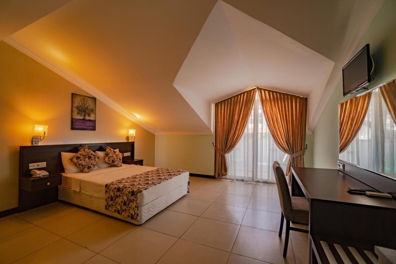 Sunshine Holiday Resort โอลลุนเดนิซ ภายนอก รูปภาพ