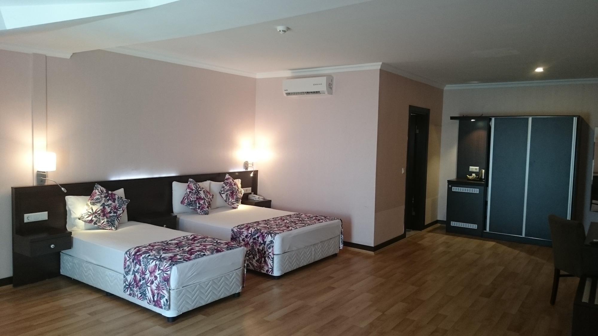 Sunshine Holiday Resort โอลลุนเดนิซ ภายนอก รูปภาพ